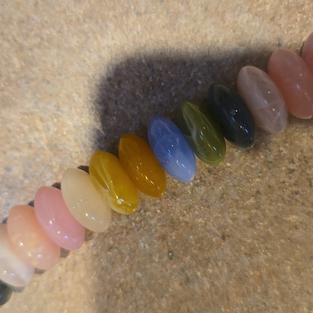 New Francesca's Multi-Color Beaded Necklace - Picture 5 of 5
